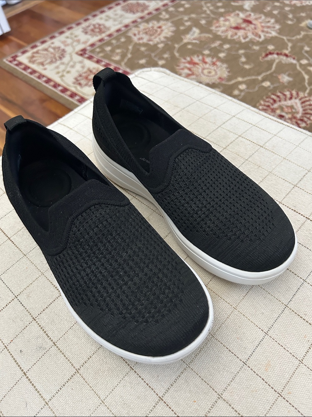 Black Fitflop Super Q Knit Slip Ons with White Soles